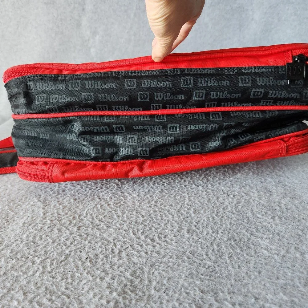 Wilson Tour Sports Messenger Laptop Travel Bag Compartments Zip Red Spellout